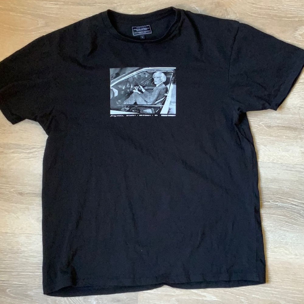 Mens graphic tshirt Large